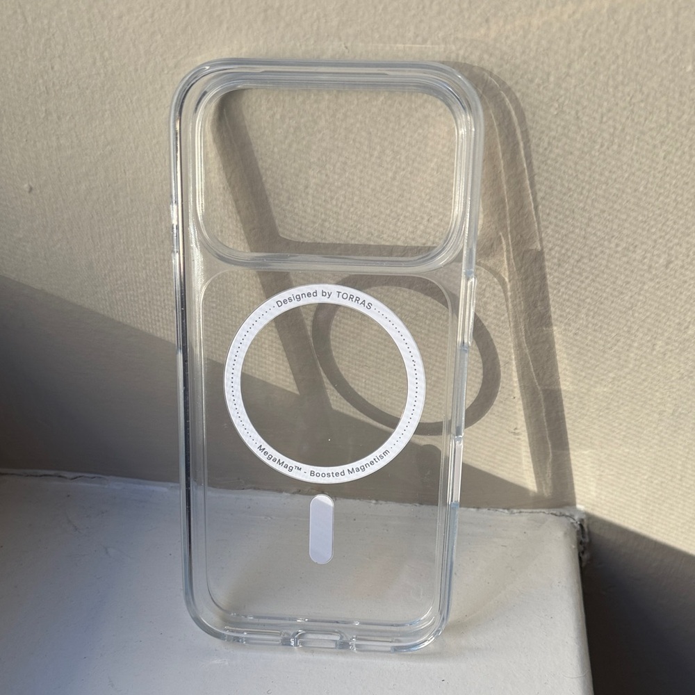 Torras - iPhone 17 Pro - with MagSafe Compatibility